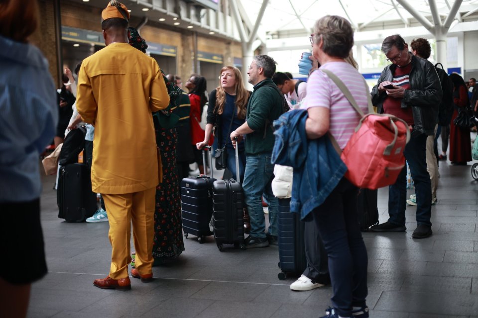 Trains to and from King's Cross station in central London were affected by a damaged overhead wire