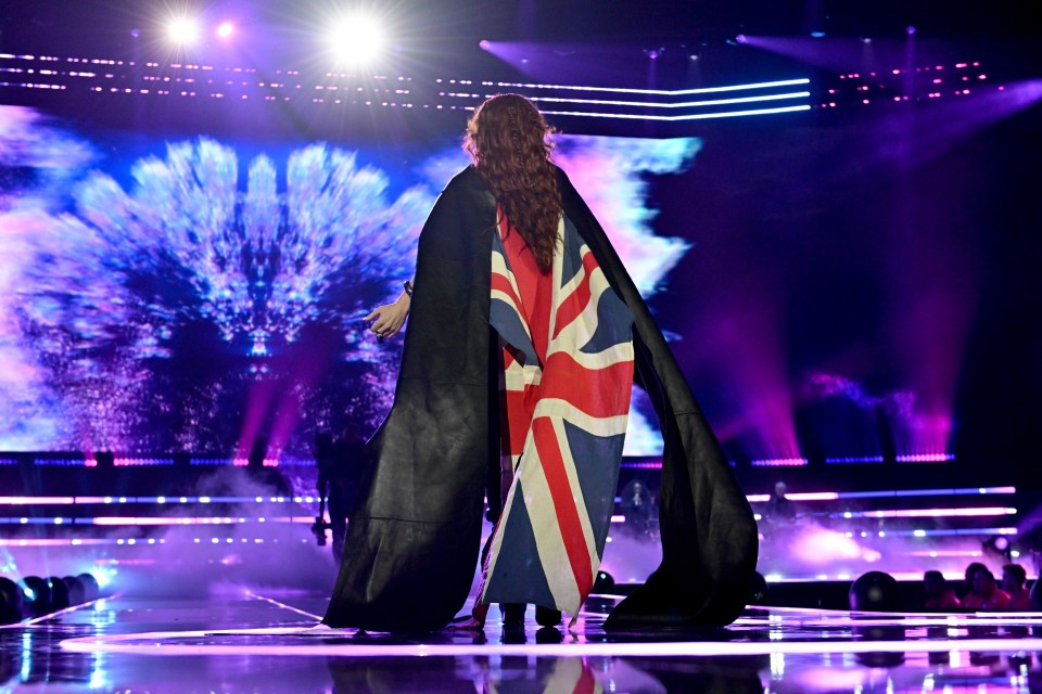 Jess honoured Team GB in a Union Jack cape