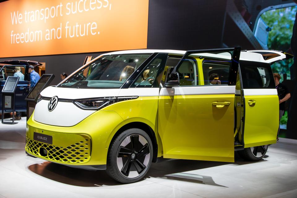 The popular Volkswagen ID Buzz could provide inspiration for the next Discovery