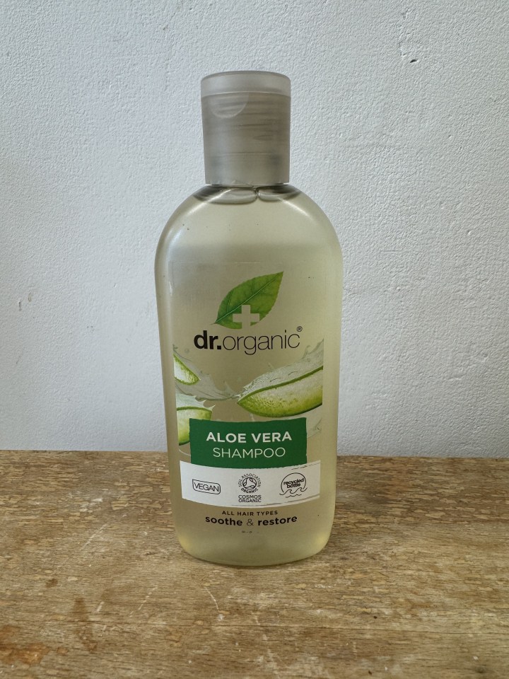 I put Dr Organic's Aloe Vera Shampoo to the test