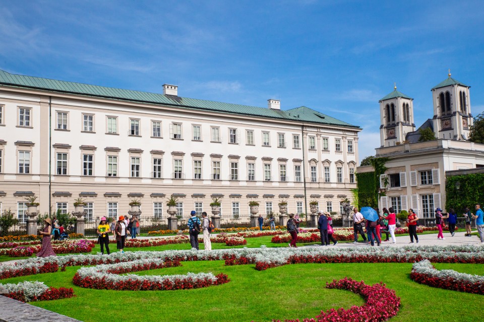 Take a walk in the beautiful Mirabelle Palace and gardens