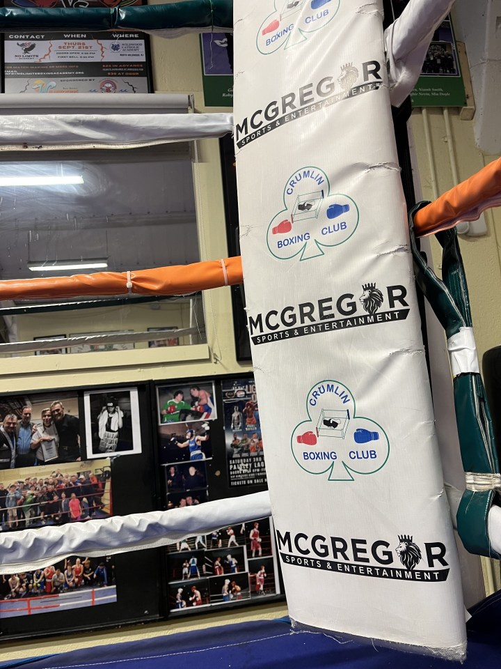 a boxing ring with a padding that says mcgregor sports & entertainment