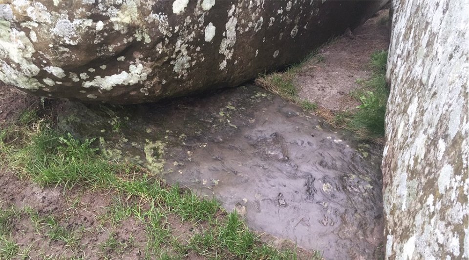 The Alter Stone is the largest of the non-sarsen stones, and was thought to have come from the Brecon Beacons area of south-east Wales, some 210 kilometres away