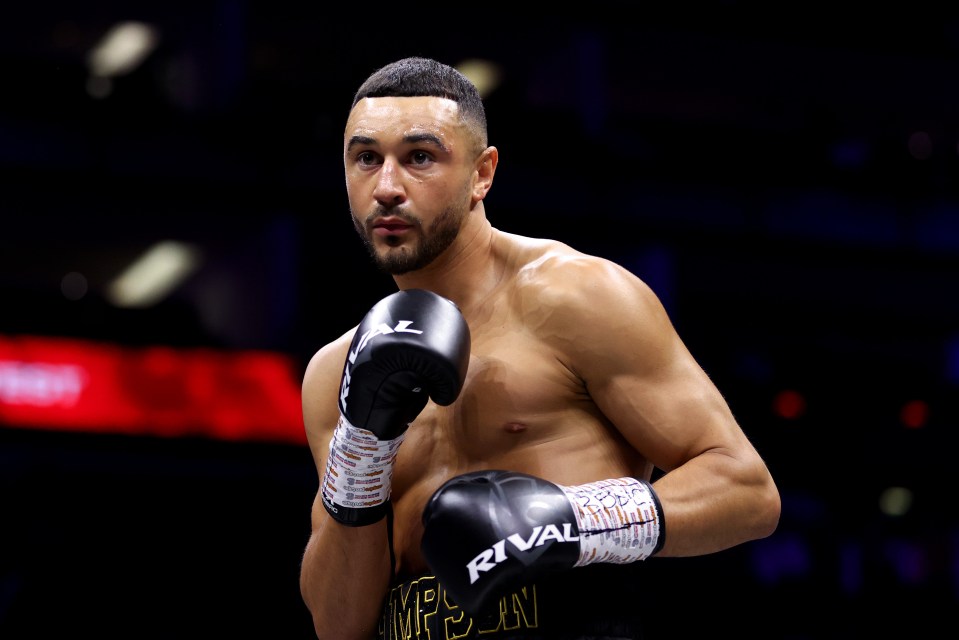 Callum Simpson fights Zak Chelli at Barnsley's Oakwell stadium