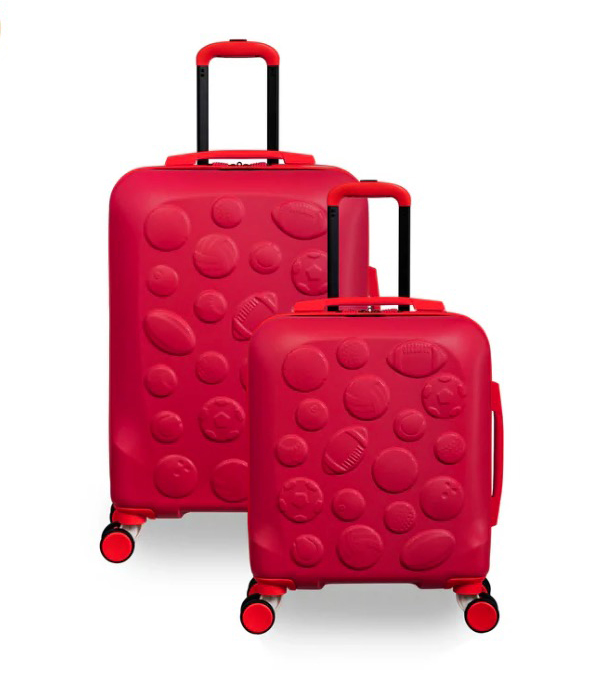 The IT Luggage set is perfect for travelling with hand luggage only