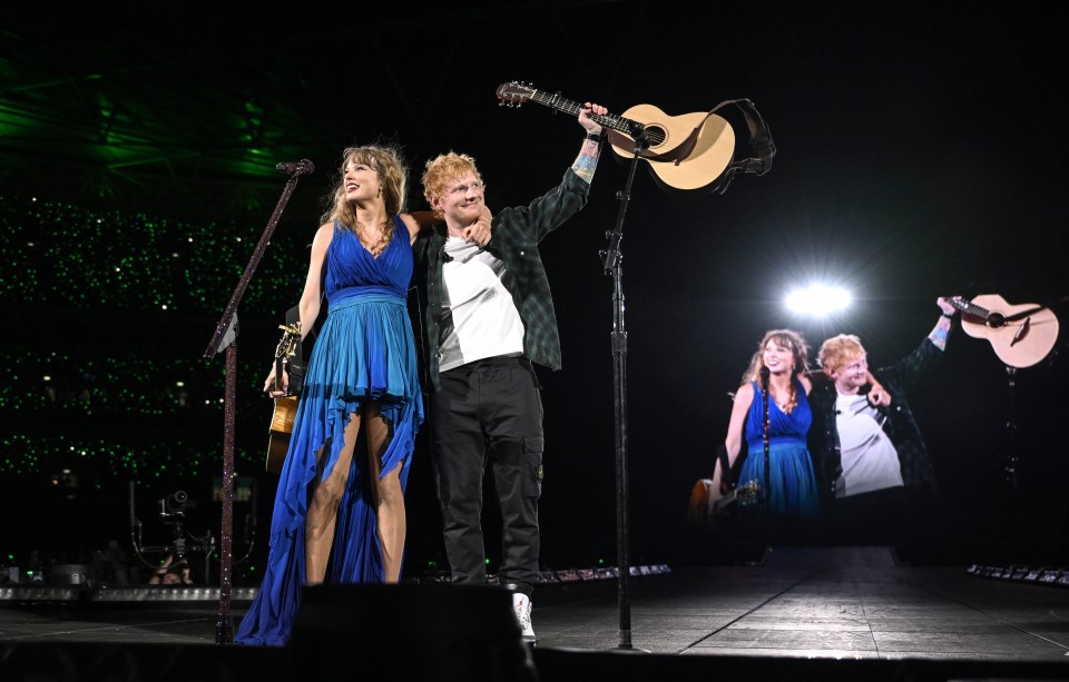 taylor swift and ed sheeran on stage holding guitars