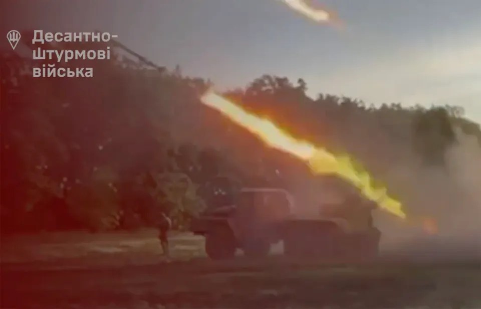 Video of the first hours of Ukraine's offensive in Kursk region shared by Ukraine's Air Assault Forces