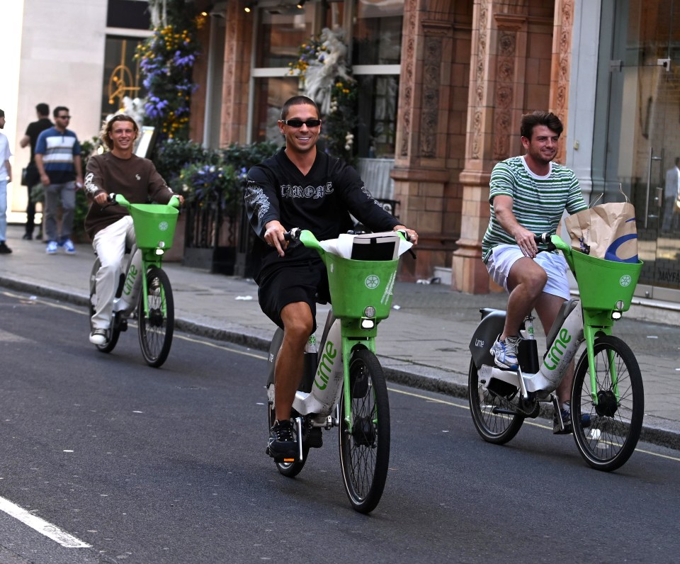 Joey was all smiles after he rode all the way from Selfridges to Sheesh restaurant with his pals