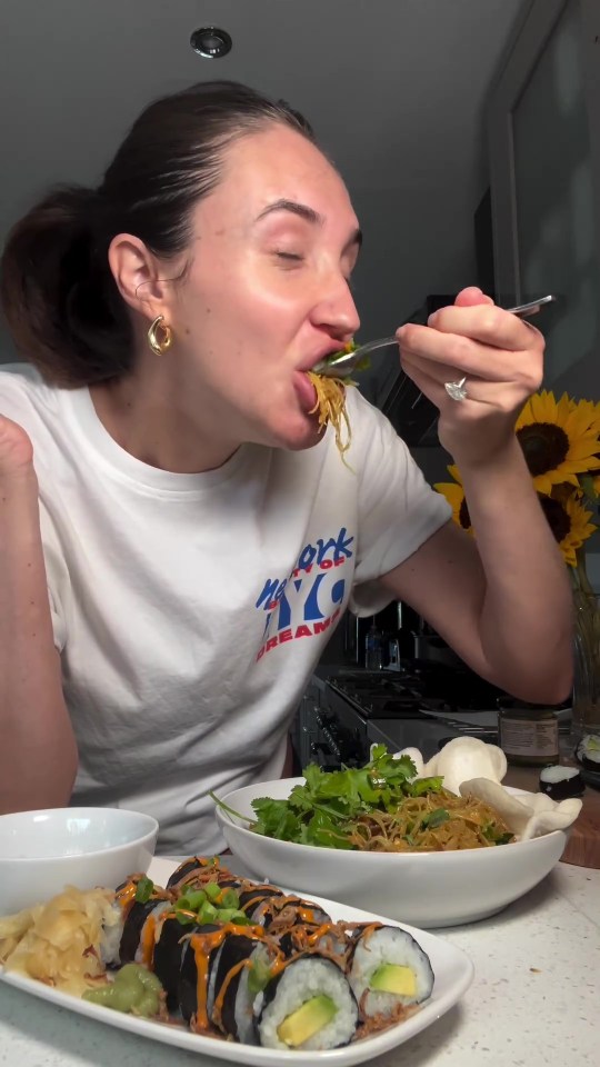 They called out her 'unsafe' eating habits