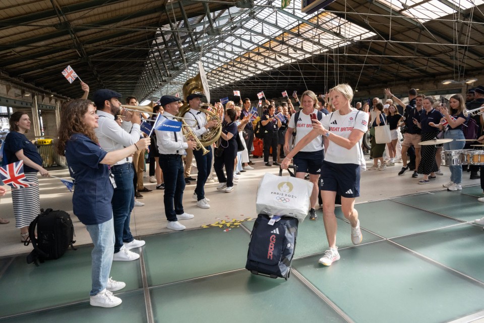 The athletes were given a proper send off as they left France