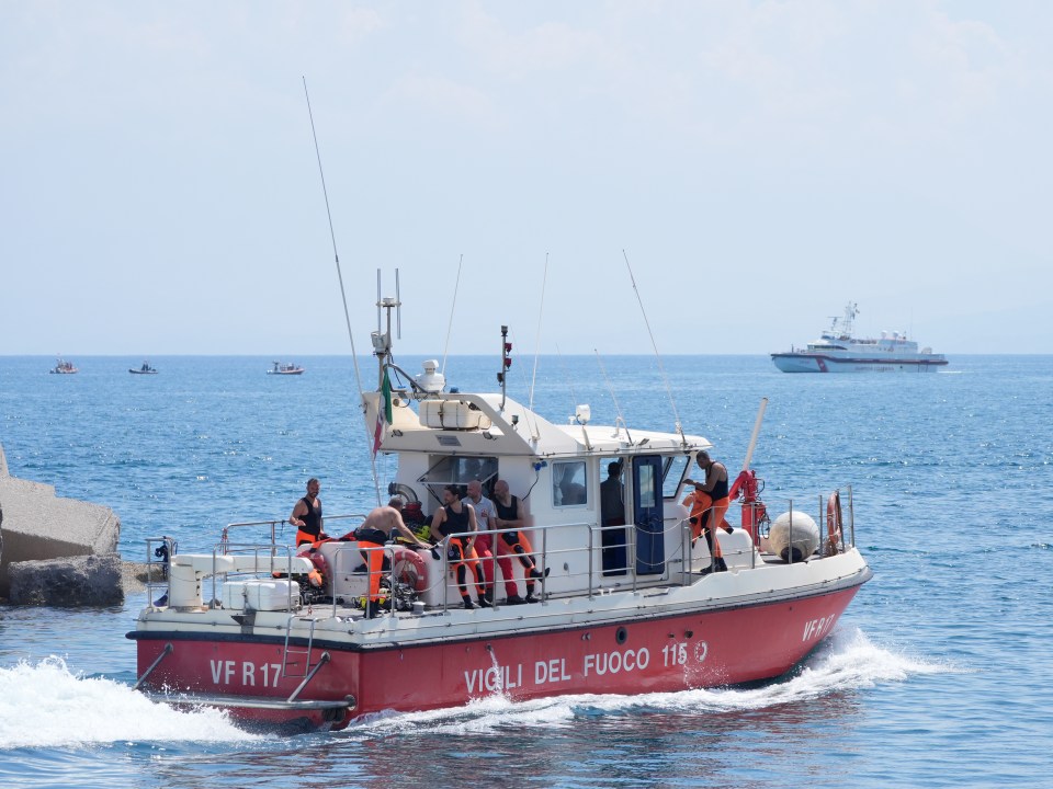 Divers heading out to the wreckage site after the final body was spotted today