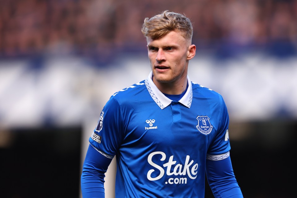 Liverpool are eyeing up a swoop move for Everton defender Jarrad Branthwaite