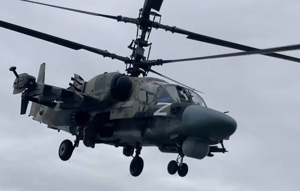 Putin's Ka-52M attack helicopter attacked a Russian column