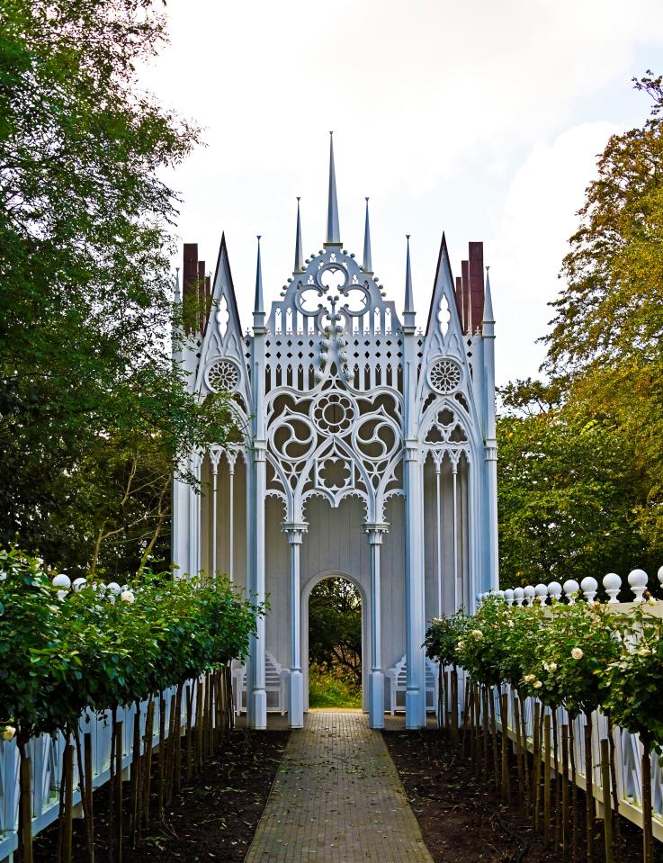 The sculpture gardens also have plenty of other areas for people to explore