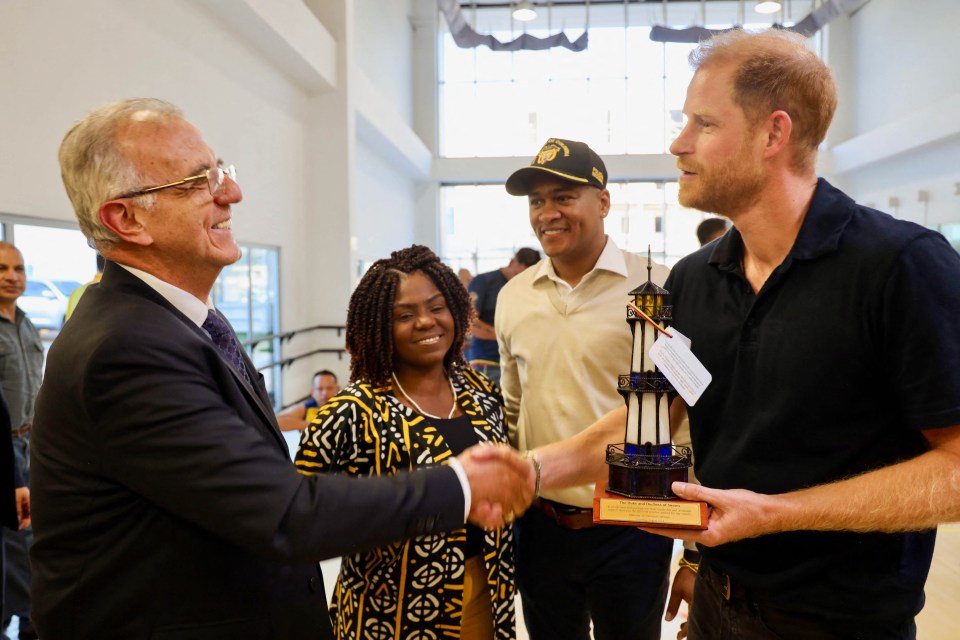 Harry was awarded a special commemorative plaque from the Ministry of National Defense Veterans