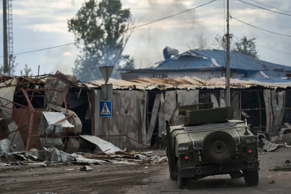 Ukrainian forces previously destroyed Russian armoured machines on the frontlines using FPV drones in Ukraine