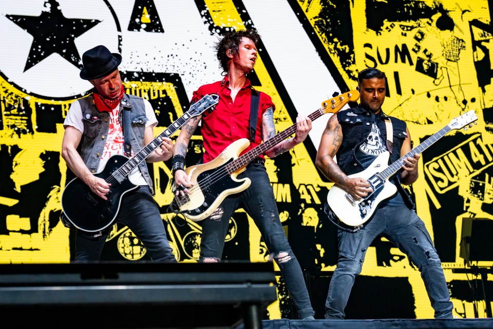 Sum 41 were forced to cancel six of their tour dates