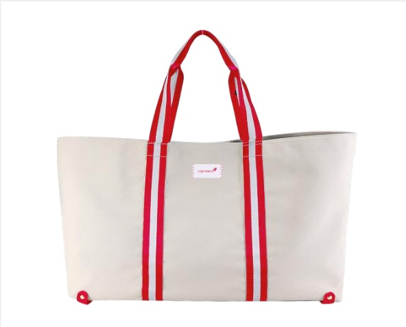 Lisa swears by the Virgin Atlantic Best of British tote bag