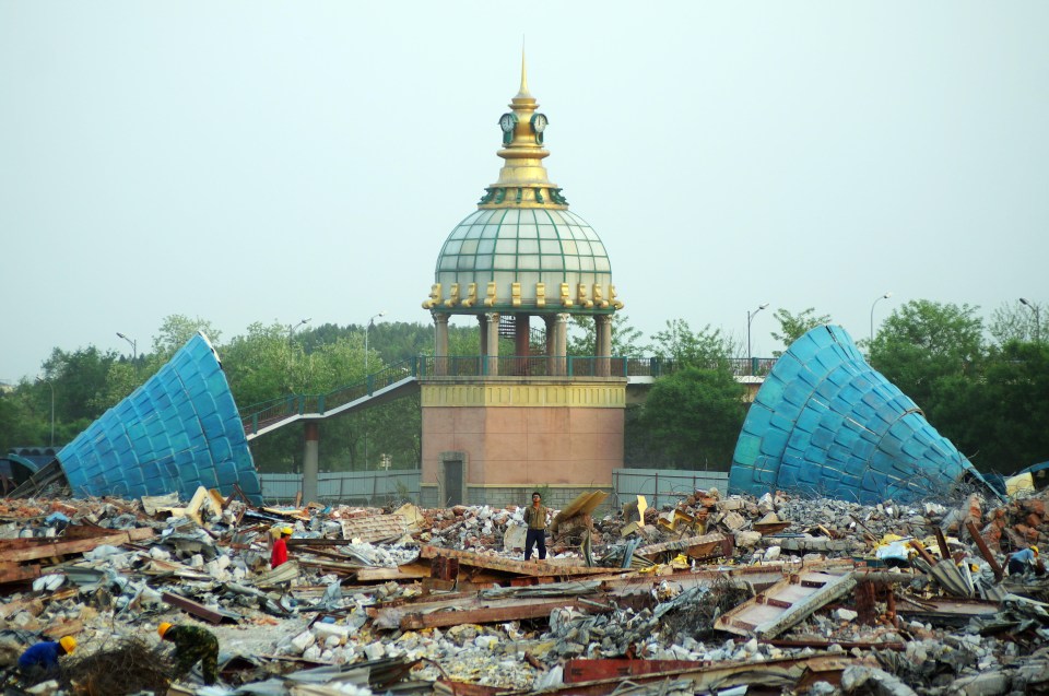 a dome shaped building with a clock on top of it