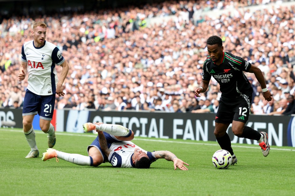 The incident was sparked from Timber leaving Pedro Porro on the floor after a tackle that was deemed as 'reckless' by VAR