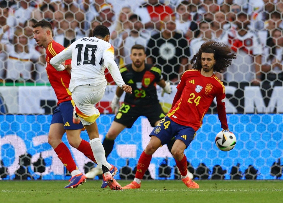 a soccer player with the number 10 on his jersey