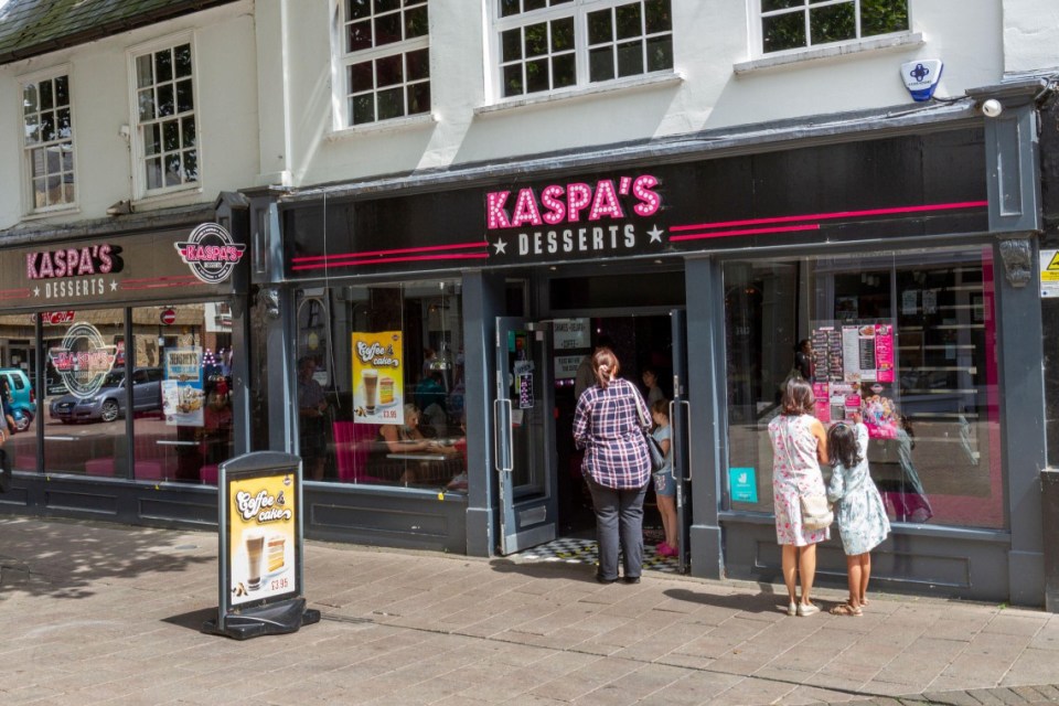 As of 2022, Kaspa's had opened 100 parlours nationally