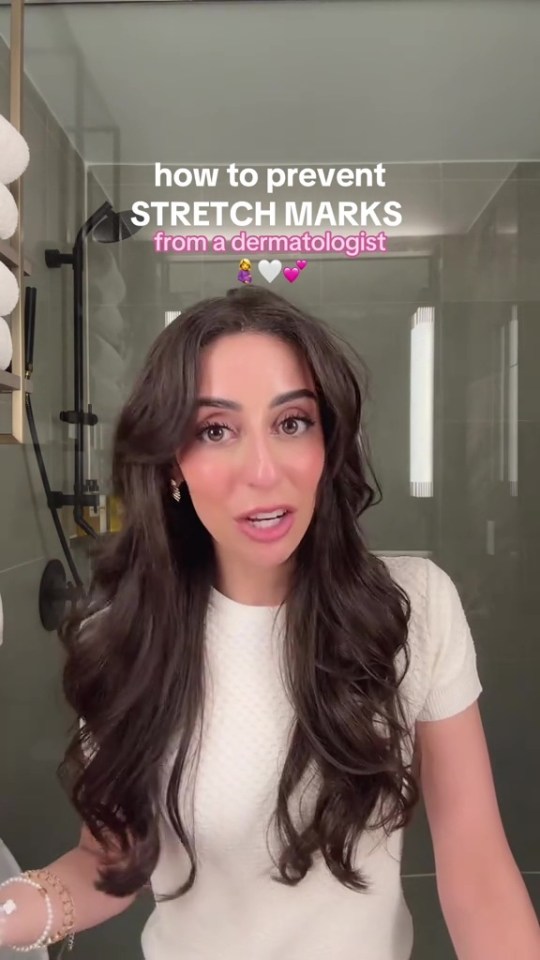 a woman talks about how to prevent stretch marks from a dermatologist