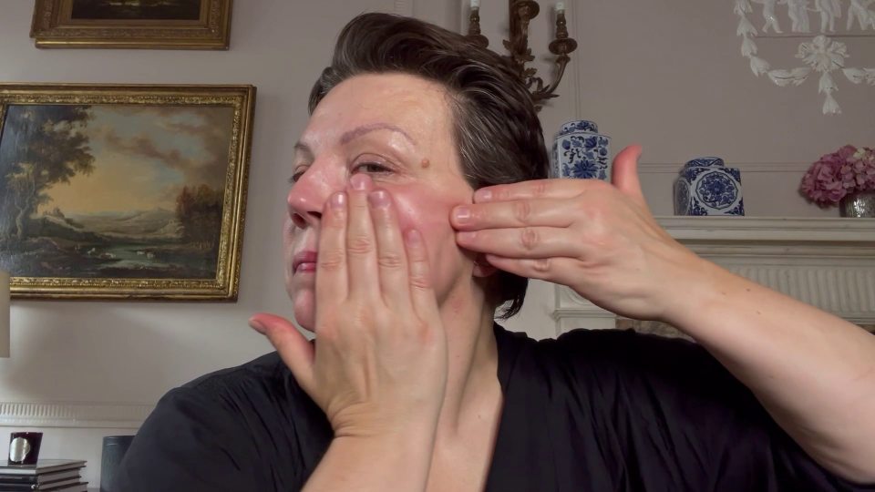 More sideways motions will help reduce facial puffiness, she adds