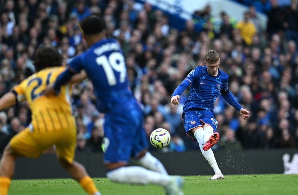 Palmer then powered in a stunning free-kick from 25 yards