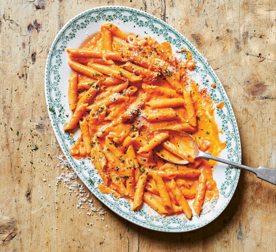 Penne alla vodka is a classic Italian pasta recipe from the 1980s