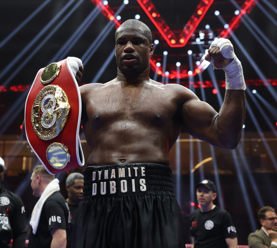 a boxer with dynamite dubois on his shorts