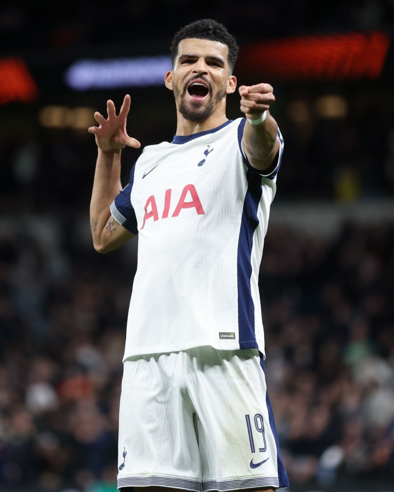 a soccer player with the number 19 on his shorts