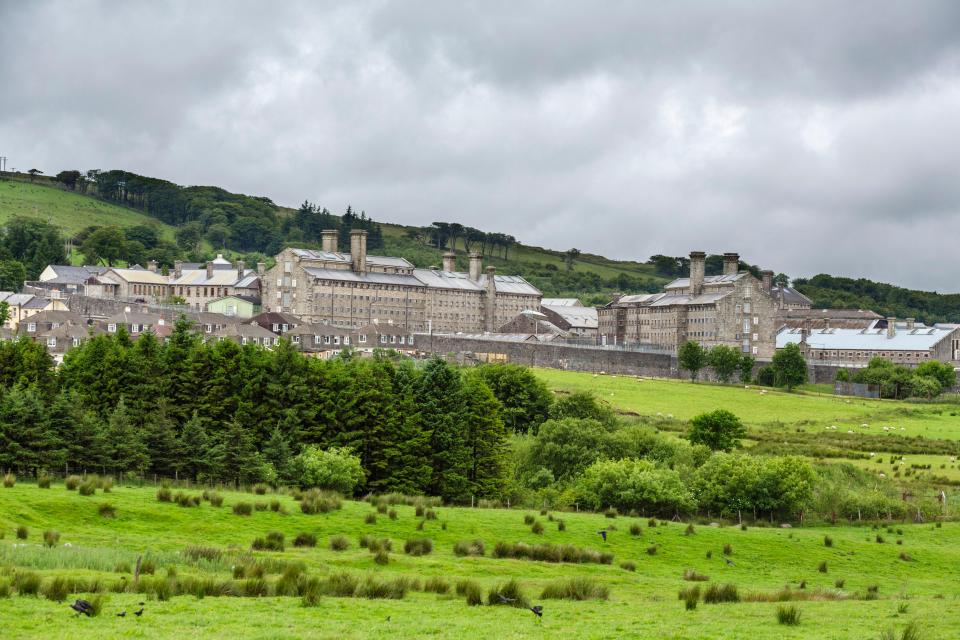 700 prison spaces lie empty at Dartmoor jail, while Labour freed 1,700 lags elsewhere due to overcrowding