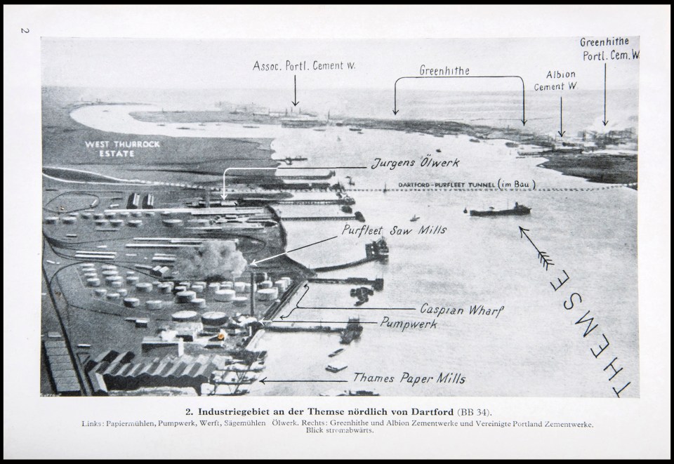 Luftwaffe graphic of Dartford and the eastern approaches to London