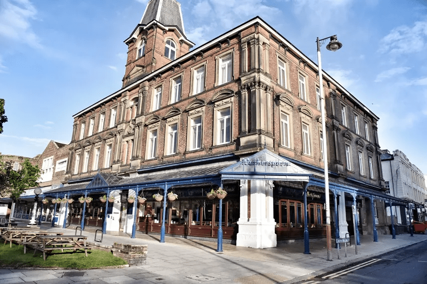 Pub chain giants JD Wetherspoon is set to open a 30-bed hotel in a historic building