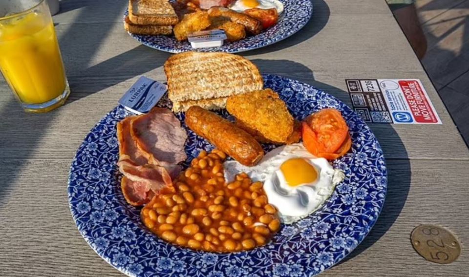 a plate of food with a sign that says " please do n't disturb "