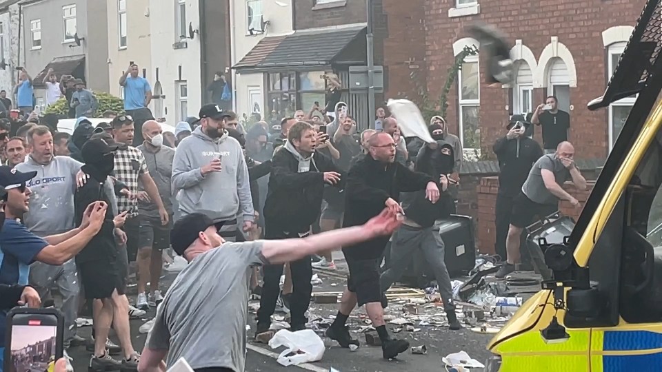 Far-right groups on Facebook stoked the riots