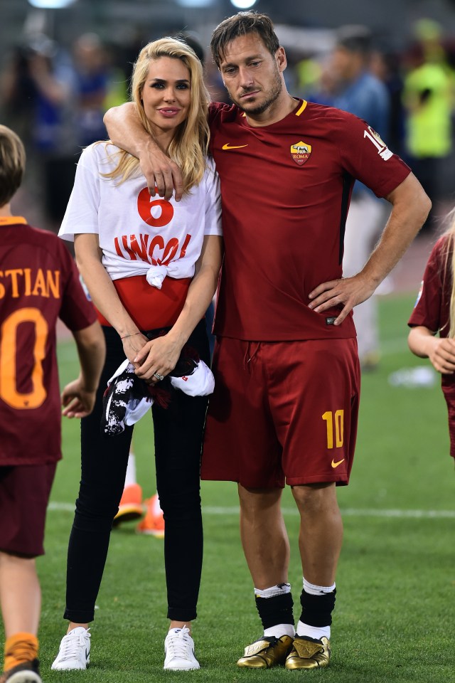 Francesco Totti with his wife Ilary Blasi and son Cristian during his last match with A.S. Roma. Olympic stadium. Rome (Italy), May 28th, 2017 (Photo by Massimo Insabato/Archivio Massimo Insabato/Mondadori Portfolio via Getty Images)