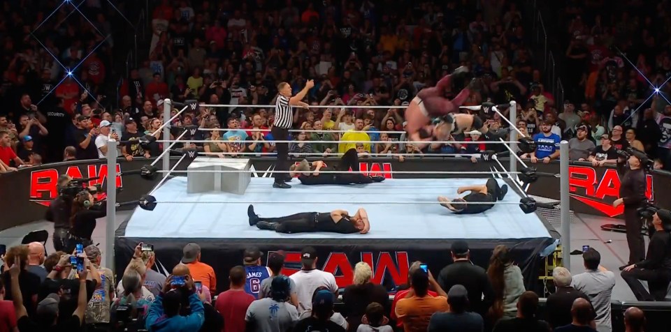 Big Bronson Reed unleashed a crazy superplex on Braun Strowman in their 'Last Monster Standing Match'