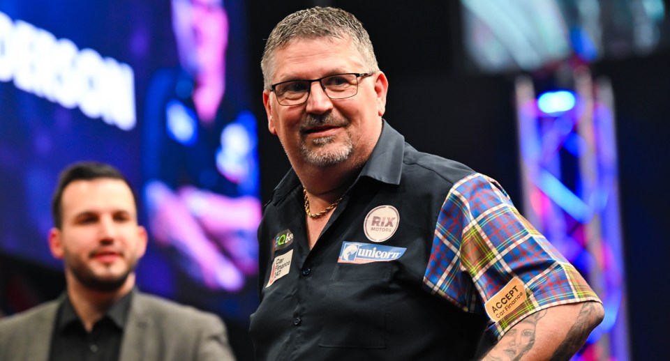 Gary Anderson has claimed he will retire from darts if he returns to the top