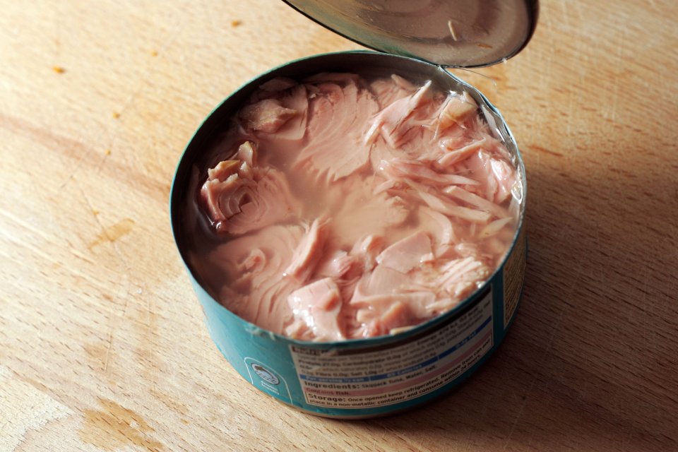 The mercury limit for tuna products in the UK is 1mg/kg limit