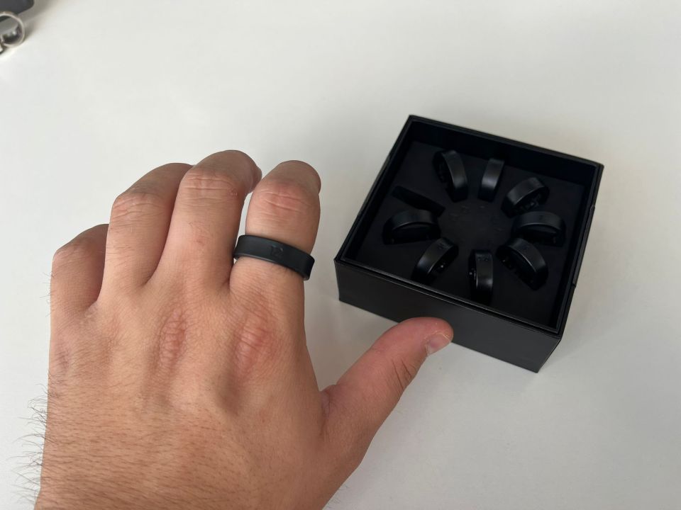 Samsung sent out a sizing kit, containing plastic rings in sizes 5 to 13