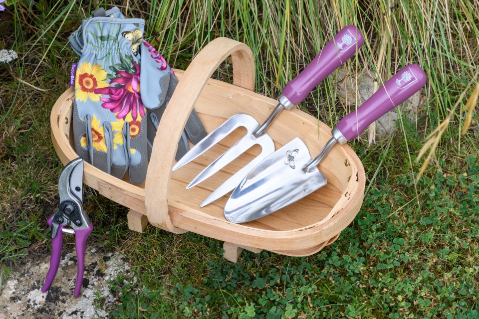 It's a perfect giveaway for the gardener in your life - or keep it for yourself!