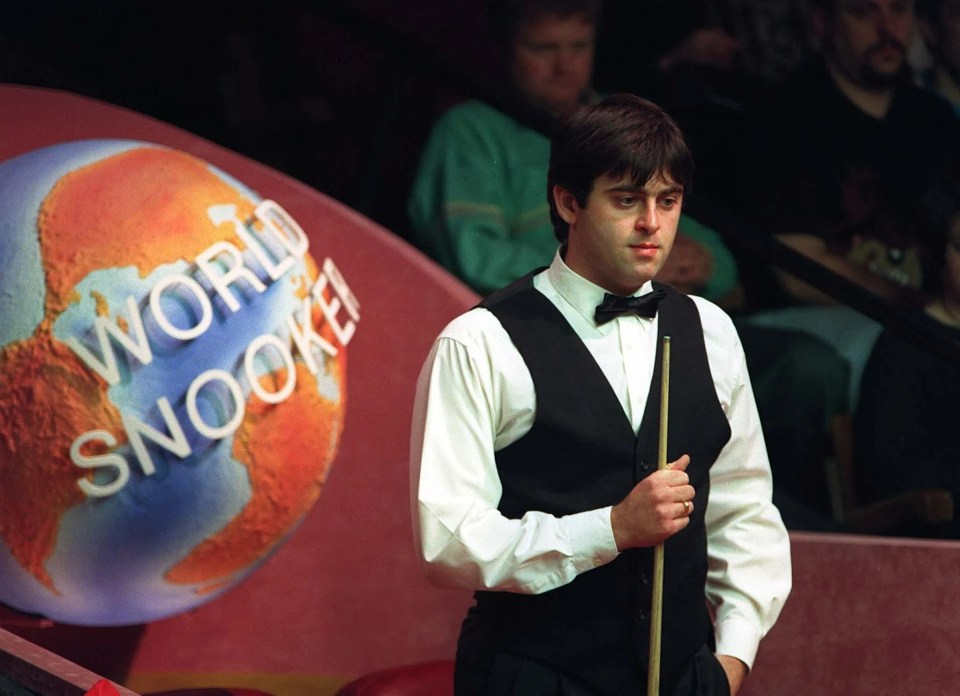 snooker ronnie o'sullivan in 1996 world championship action v alain robidoux