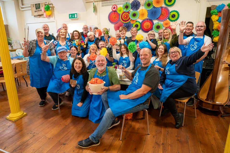 They were joined by other lottery winners to prepare the meal at Cegin Hedyn community kitchen