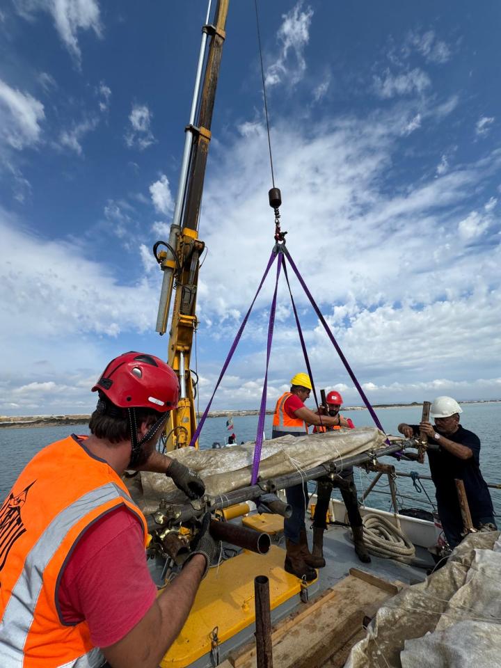 The recovery of the vessel is expected to take around 270 days