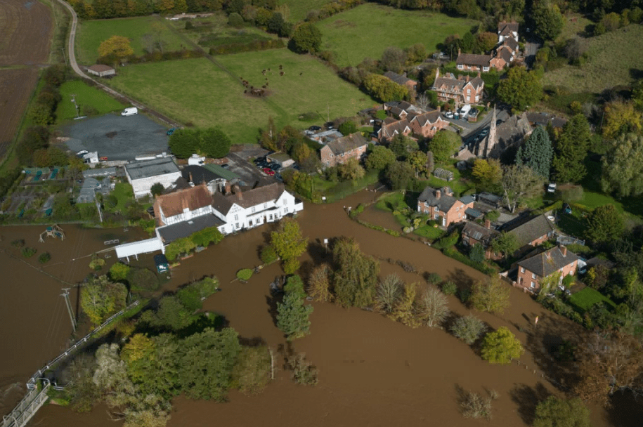 Pictured: Flooding in Knightwick, Worcestershire today ahead of Storm Ashley