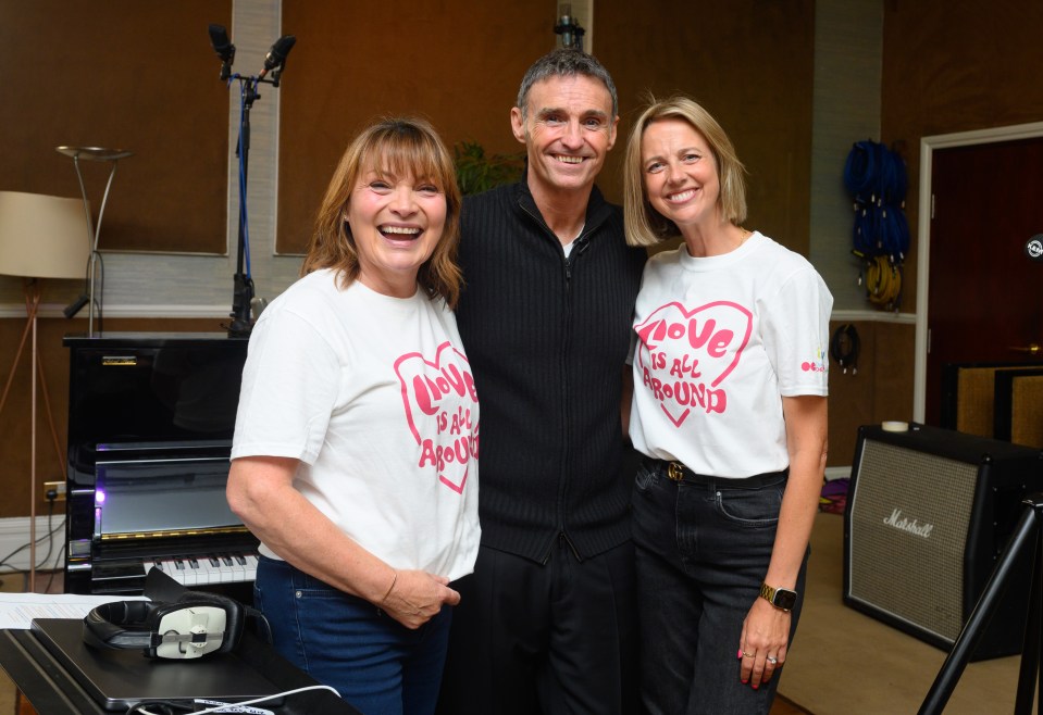 Lorraine and Helen are delighted to have star singer Marti Pellow on board to lead the choir this year