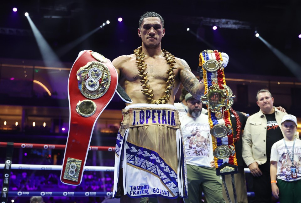 Opetaia won the IBF World Cruiserweight title fight against Massey