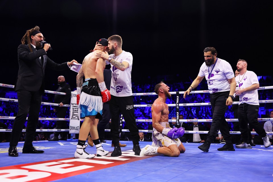 Jimmy Joe Flint celebrates victory against Campbell Hatton